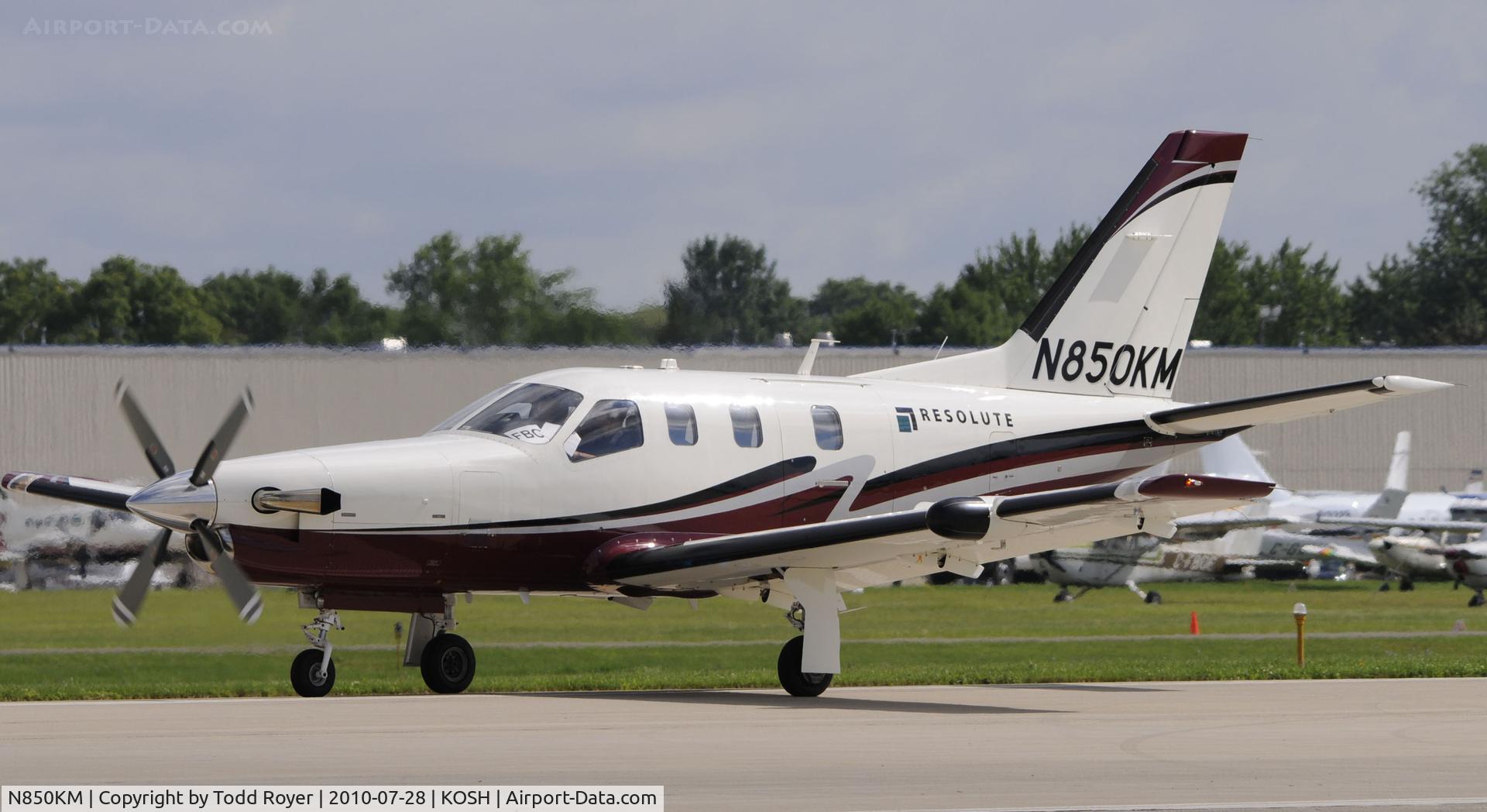 N850KM, 2007 Socata TBM-700 C/N 407, EAA AIRVENTURE 2010