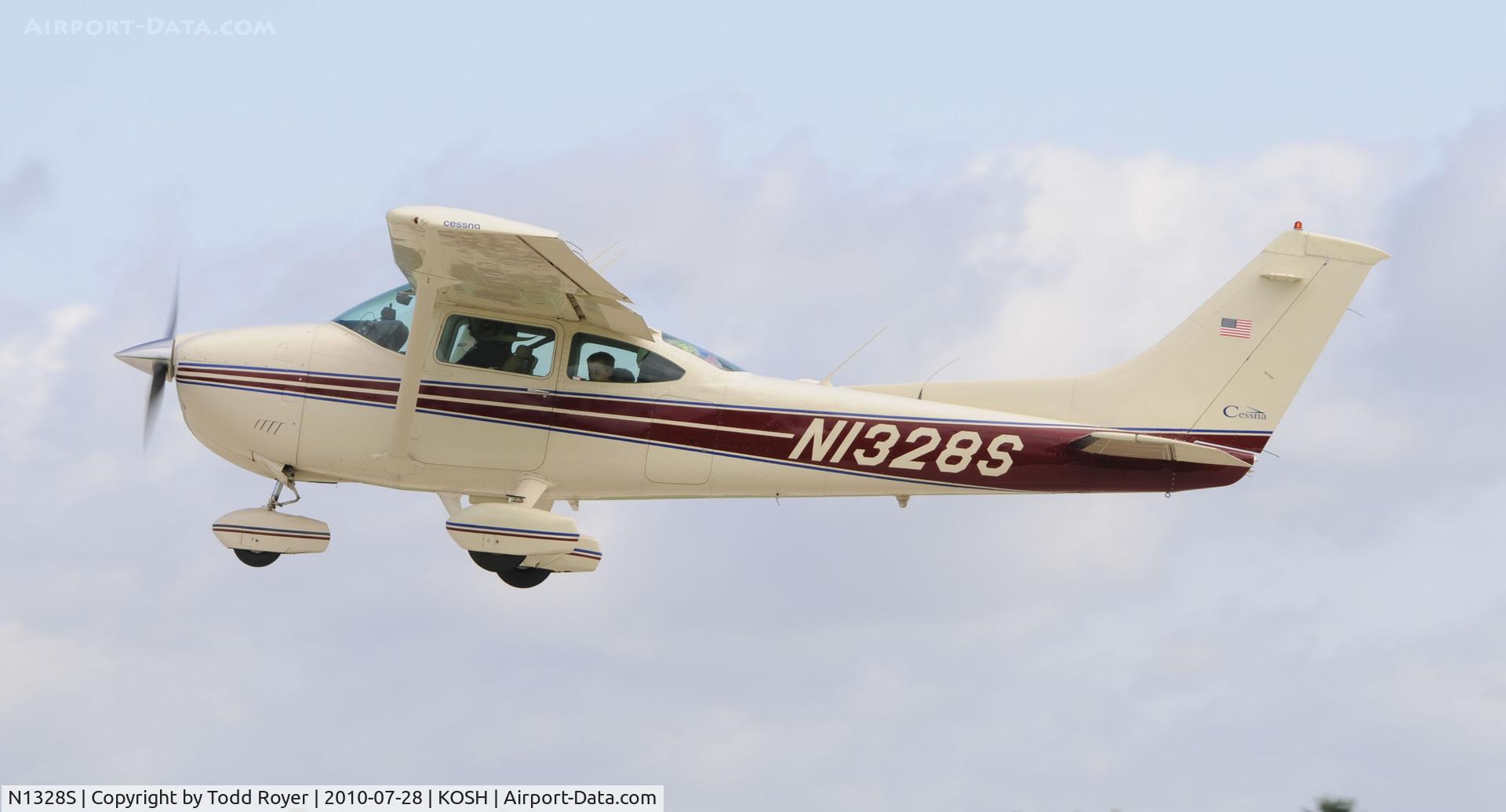 N1328S, 1976 Cessna 182P Skylane C/N 18264892, EAA AIRVENTURE 2010