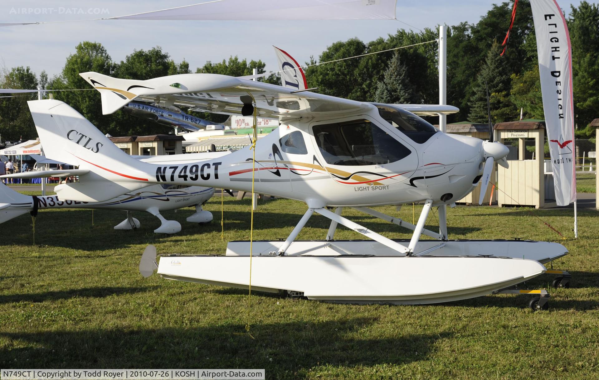 N749CT, Flight Design CTLS C/N F-10-01-02, EAA AIRVENTURE 2010