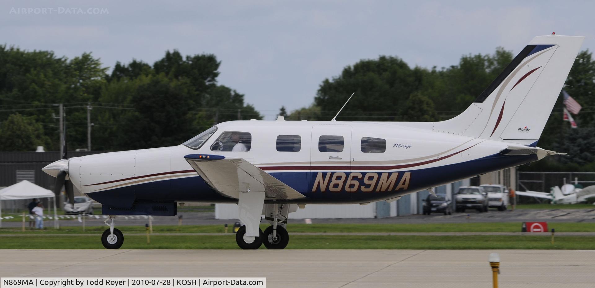 N869MA, 2005 Piper PA-46-350P Malibu Mirage C/N 4636369, EAA AIRVENTURE 2010