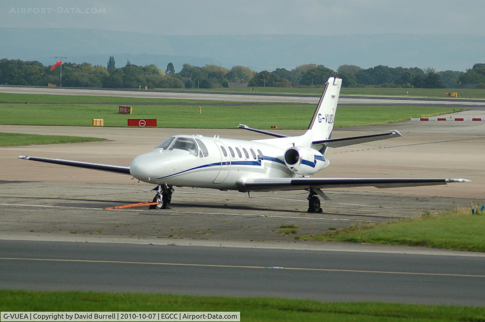 G-VUEA, 1991 Cessna 550 Citation II C/N 550-0671, G-VUEA Cessna 550 Citation 11 at Manchester Airport