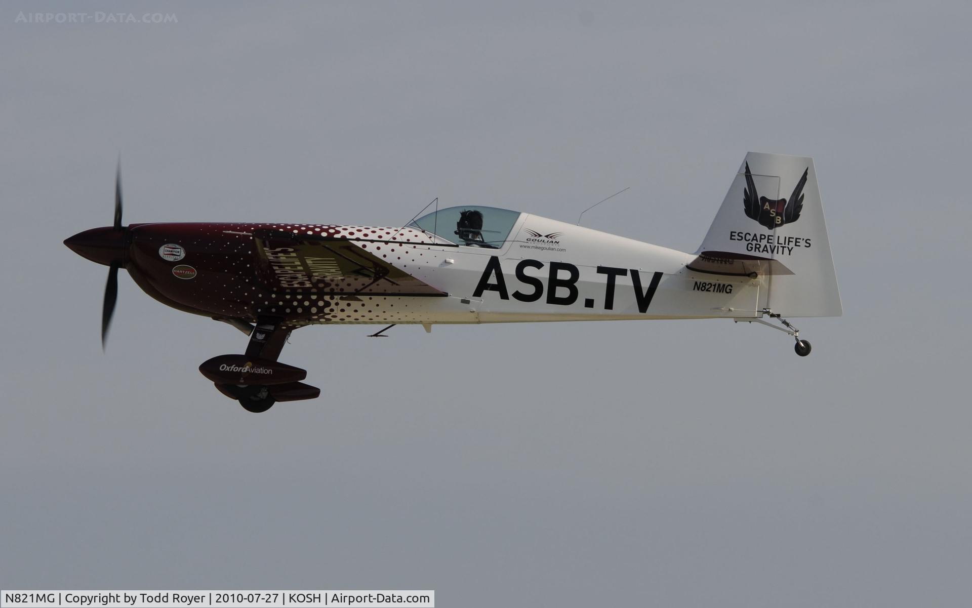 N821MG, 2006 Extra EA-300S C/N 1035, EAA AIRVENTURE 2010