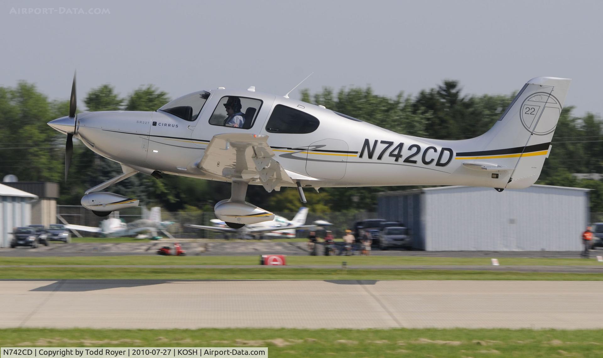 N742CD, Cirrus SR22T C/N 0001, EAA AIRVENTURE 2010