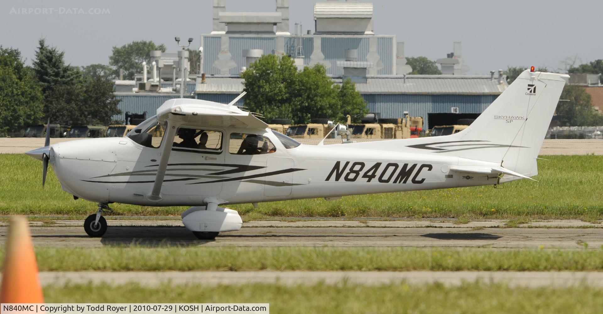 N840MC, 2007 Cessna 172S C/N 172S10440, EAA AIRVENTURE 2010