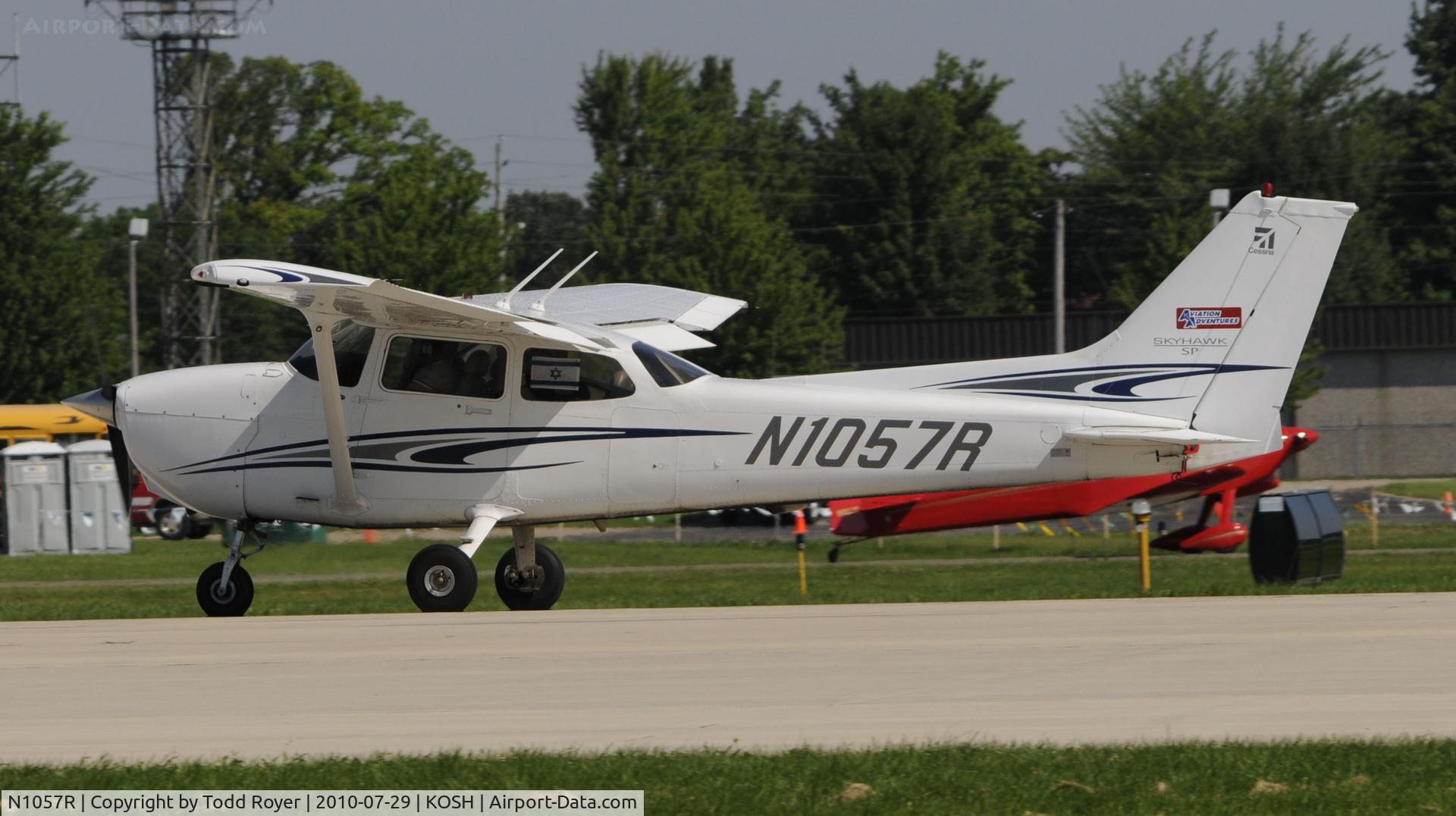 N1057R, 2005 Cessna 172S C/N 172S9814, EAA AIRVENTURE 2010
