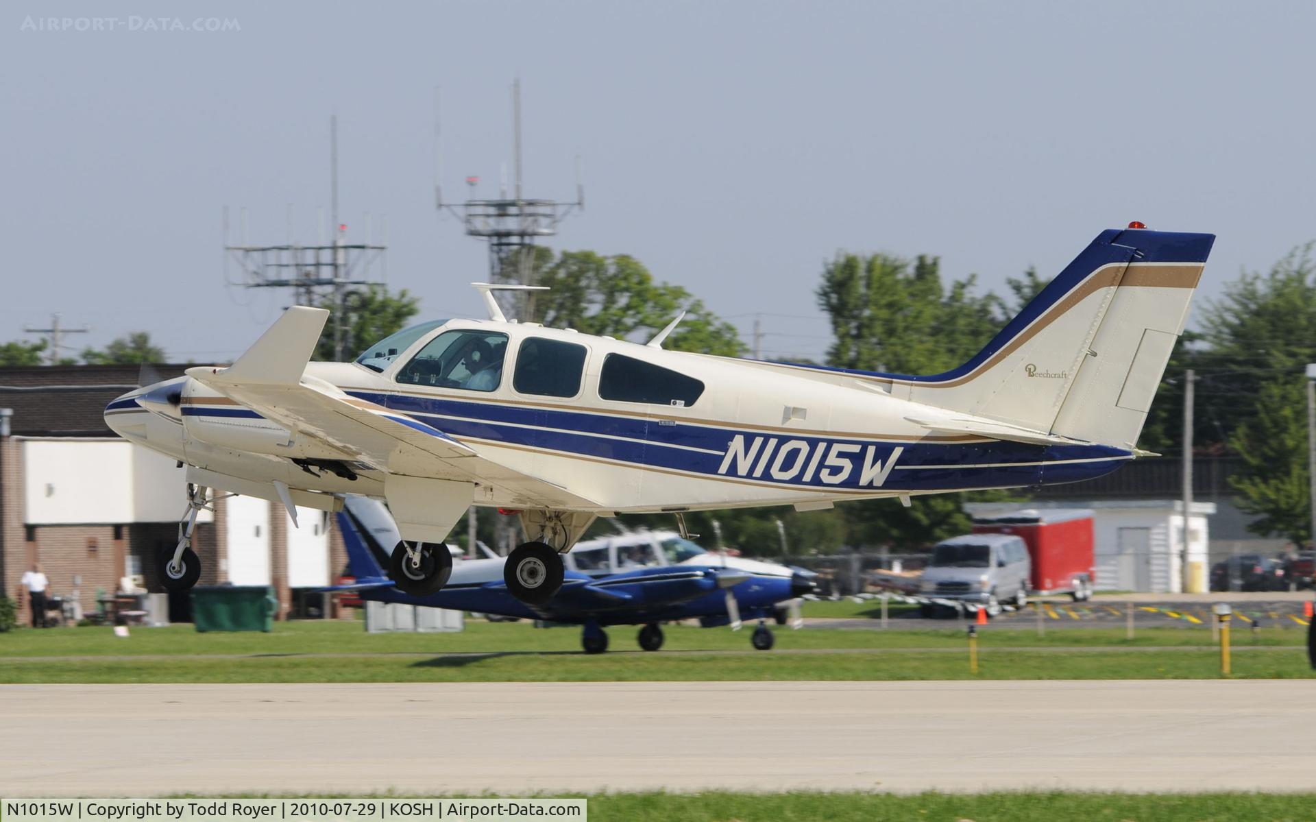N1015W, 1973 Beech E-55 Baron C/N TE-907, EAA AIRVENTURE 2010