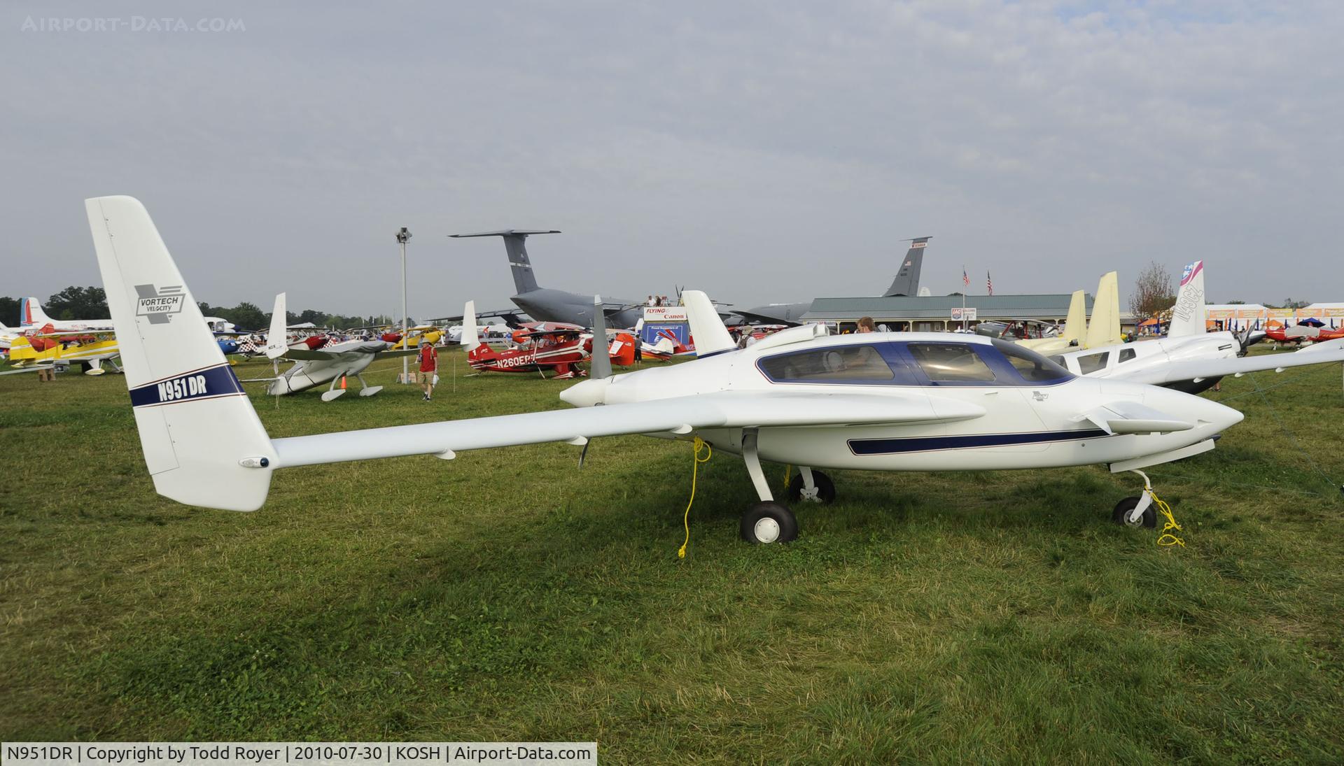 N951DR, 2000 Velocity Velocity C/N 3RX075, EAA AIRVENTURE 2010
