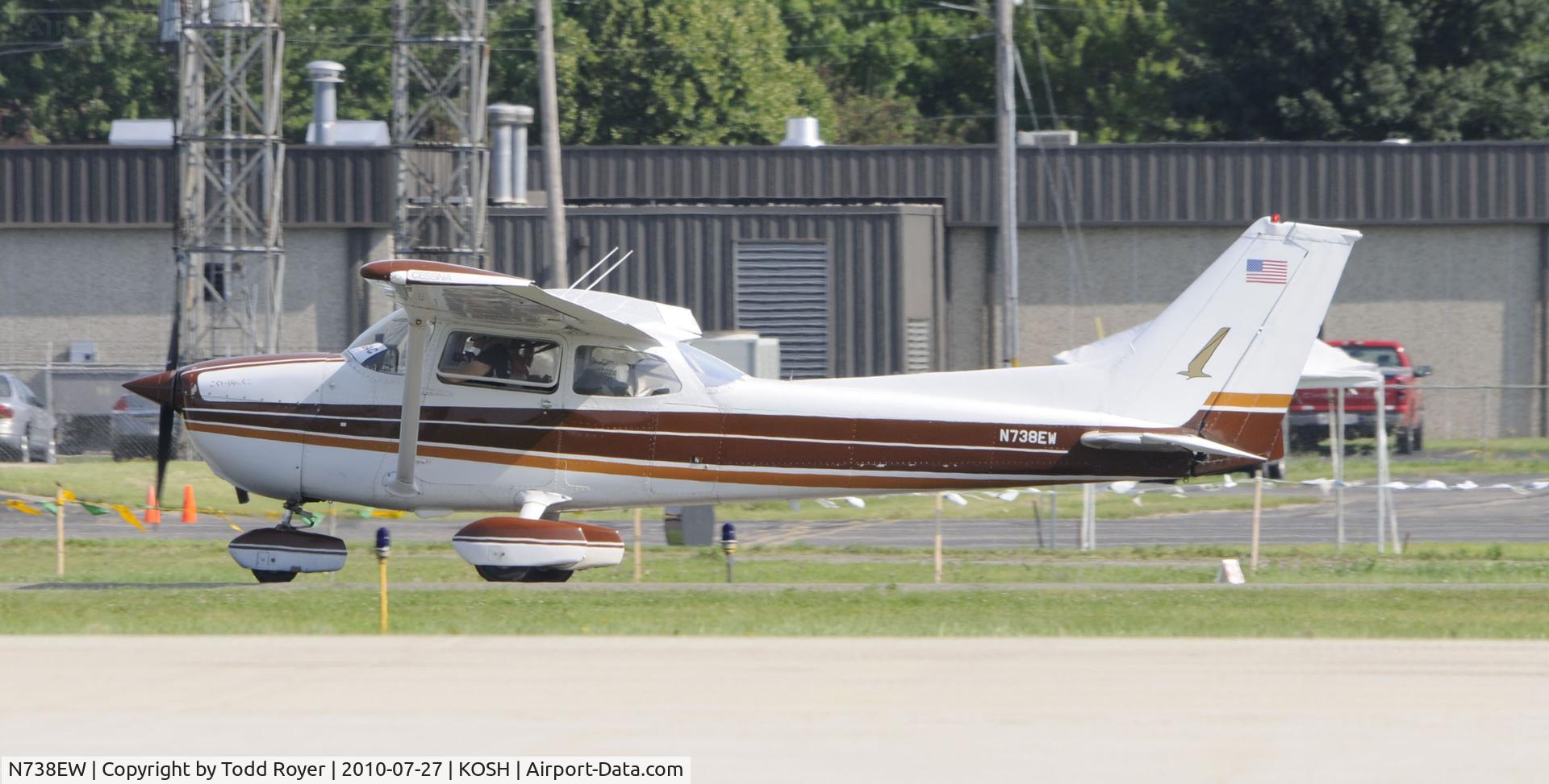 N738EW, 1977 Cessna 172N C/N 17269929, EAA AIRVENTURE 2010