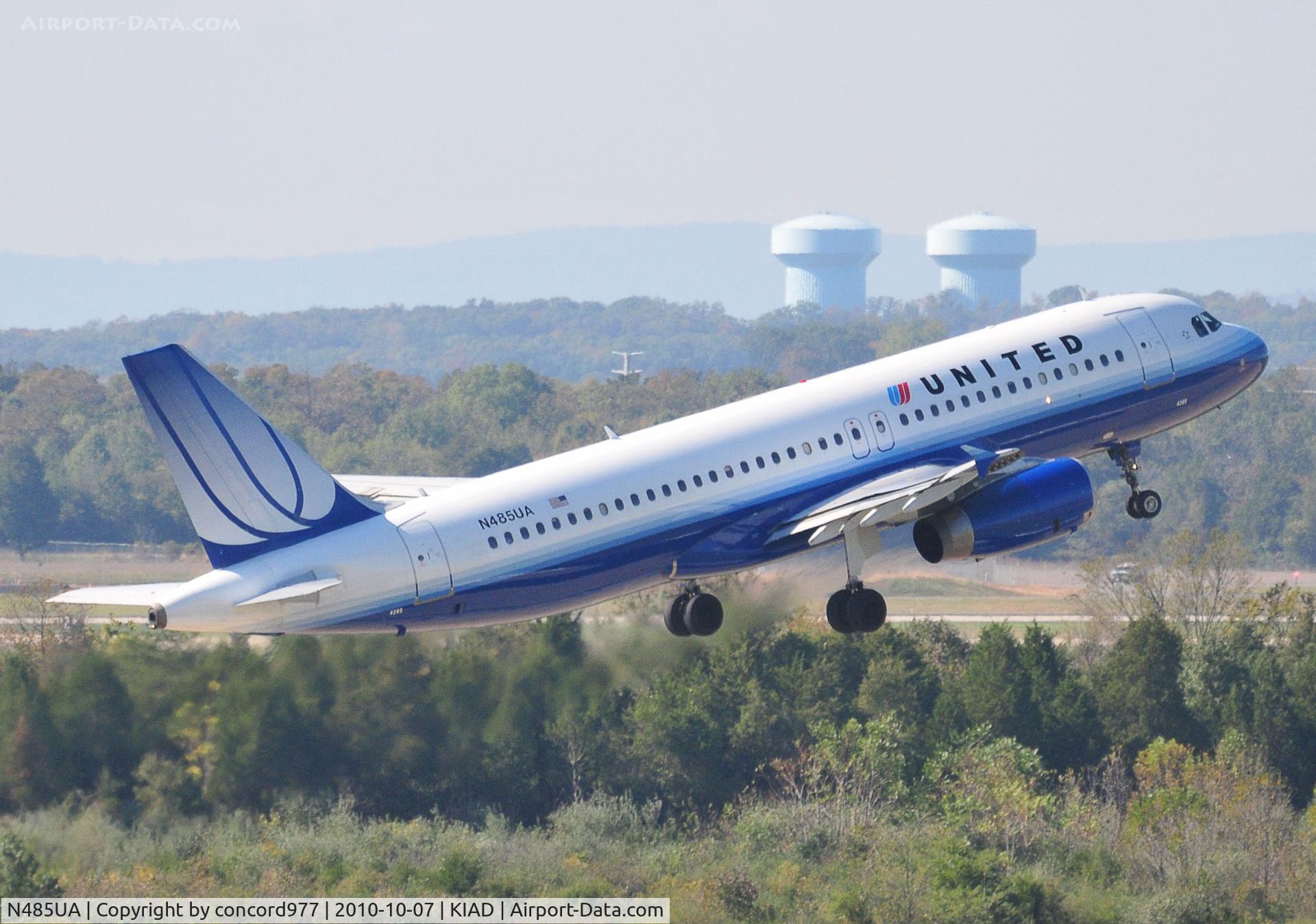 N485UA, 2001 Airbus A320-232 C/N 1617, N485UA