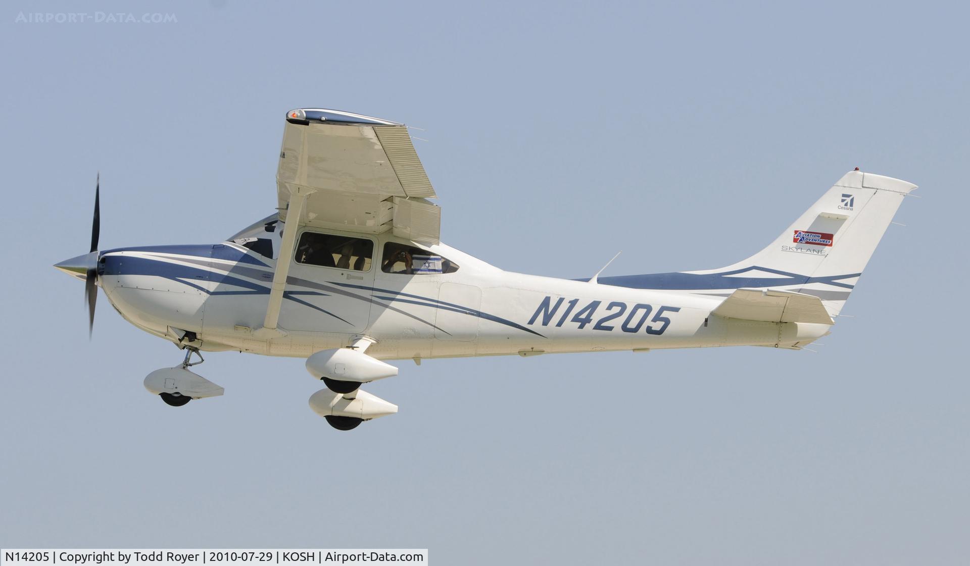N14205, 2007 Cessna 182T Skylane C/N 18281889, EAA AIRVENTURE 2010