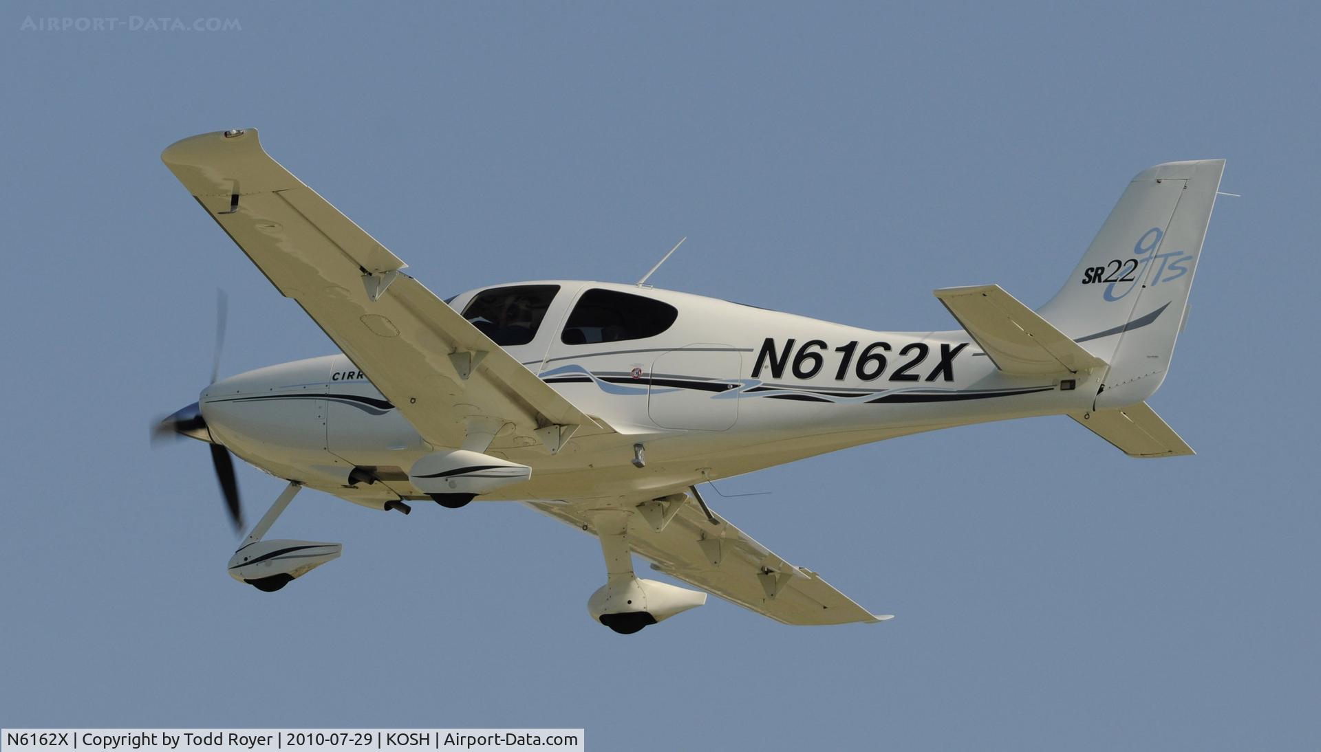N6162X, 2005 Cirrus SR22 C/N 1371, EAA AIRVENTURE 2010