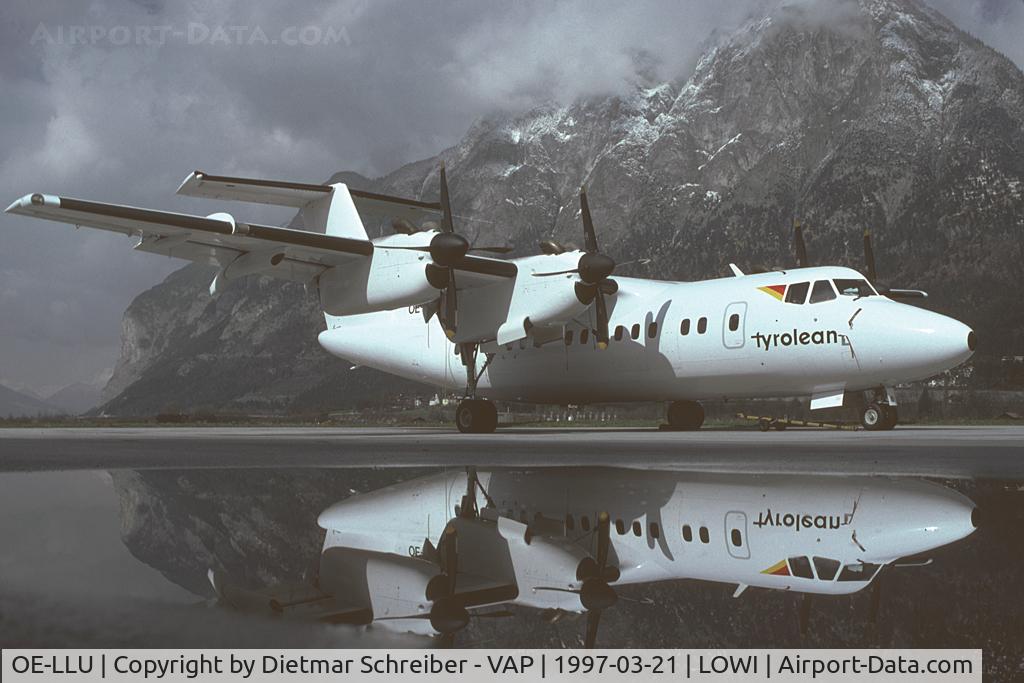 OE-LLU, 1988 De Havilland Canada DHC-7-102 Dash 7 C/N 113, Tyrolean Dash 7 - reflection