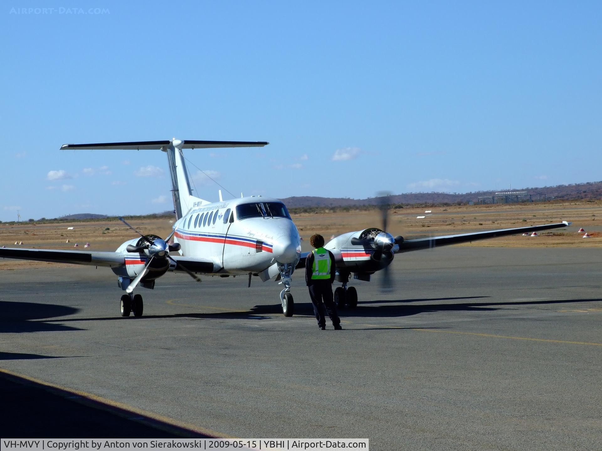 VH-MVY, 1989 Beech B200 King Air C/N BB-1324, VH_MVY @ YBHI Beech-B200 RFDS undergoing maintenance