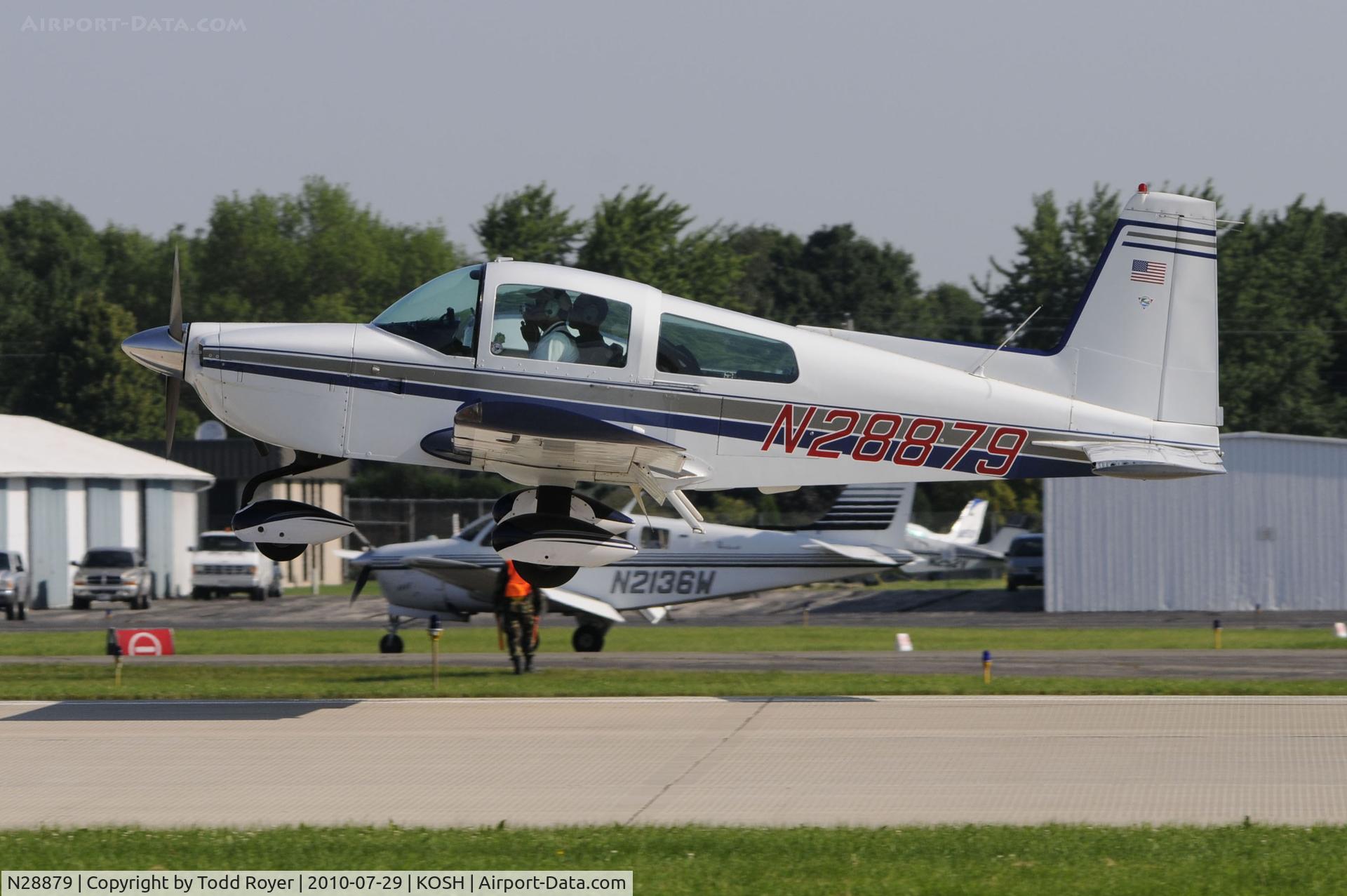 N28879, 1978 Grumman American AA-5B Tiger C/N AA5B0877, EAA AIRVENTURE 2010