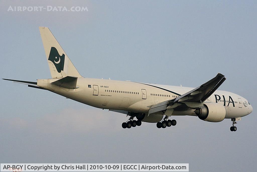AP-BGY, 2005 Boeing 777-240/LR C/N 33781, Pakistan International Airlines