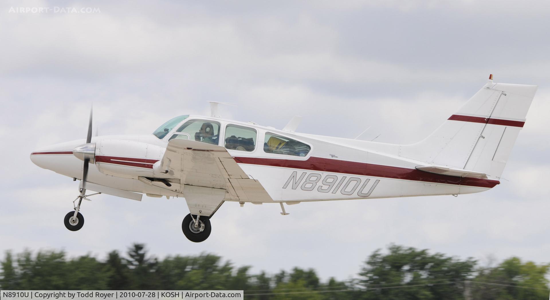 N8910U, 1965 Beech 95-B55 (T42A) Baron C/N TC-946, EAA AIRVENTURE 2010