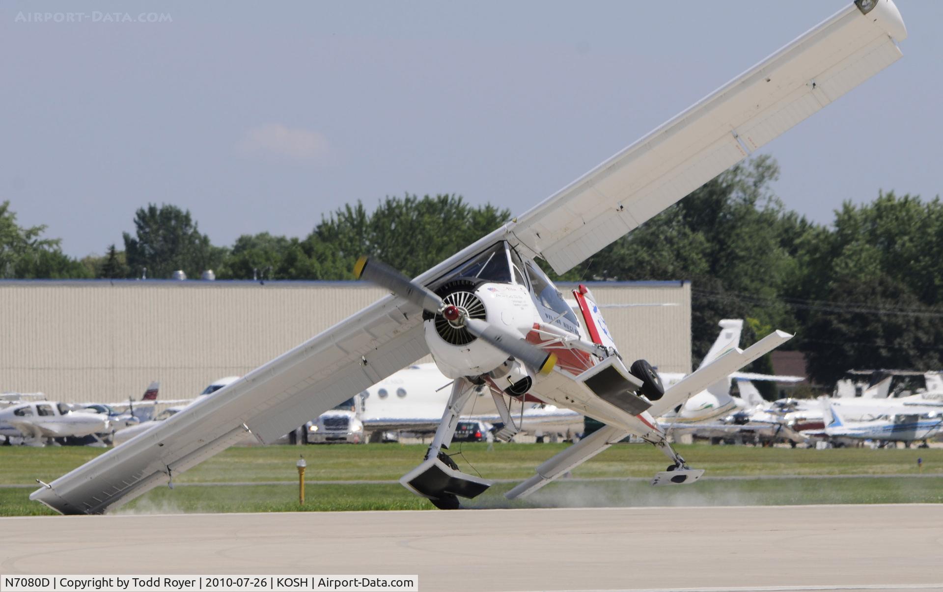 N7080D, 1993 PZL-Okecie PZL-104 Wilga 80 C/N CF21920935, Recovered with no further inccident, removed paint on the tip of the wing and horizontal tail and damaged right main gear.