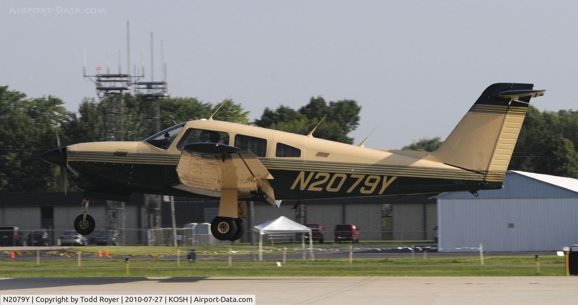 N2079Y, 1979 Piper PA-28RT-201T Arrow IV C/N 28R-7931140, EAA AIRVENTURE 2010