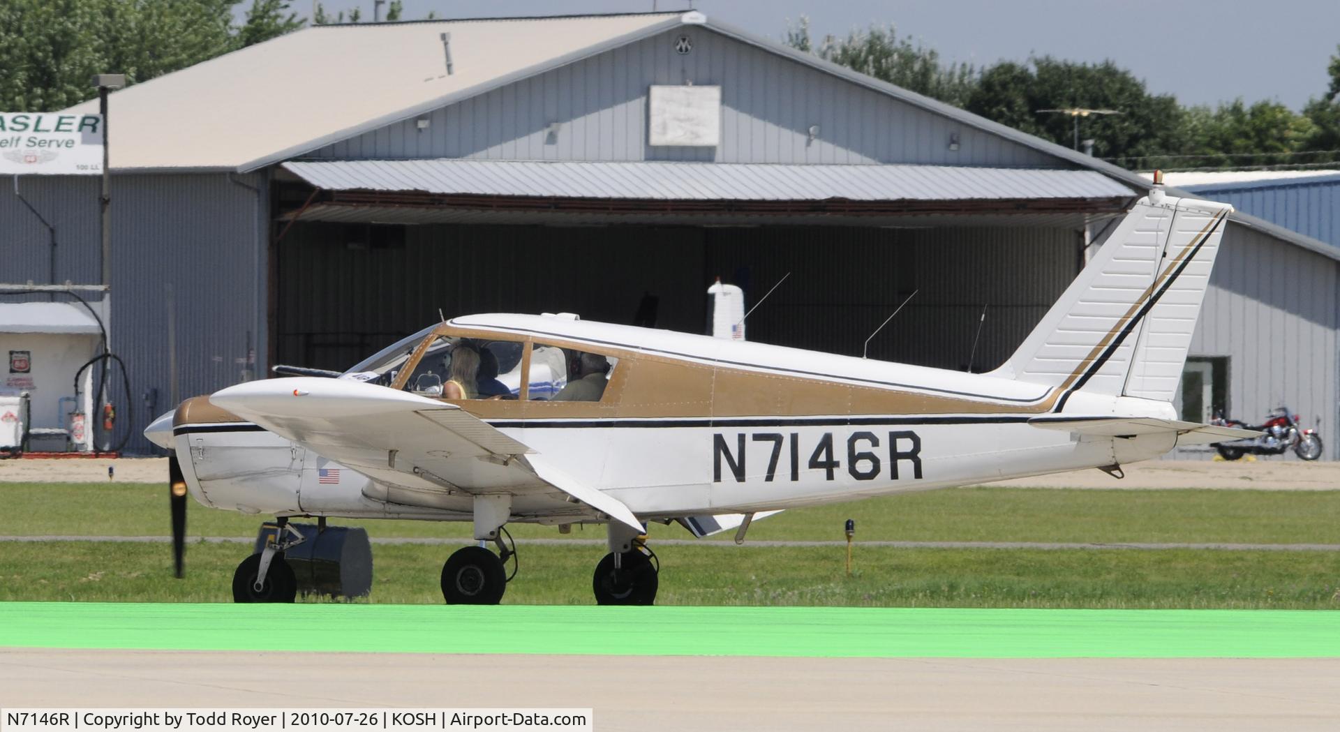N7146R, 1966 Piper PA-28-140 C/N 28-21852, EAA AIRVENTURE 2010
