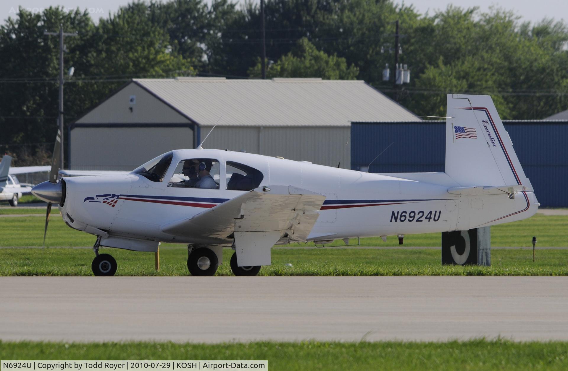 N6924U, 1964 Mooney M20E C/N 294, EAA AIRVENTURE 2010