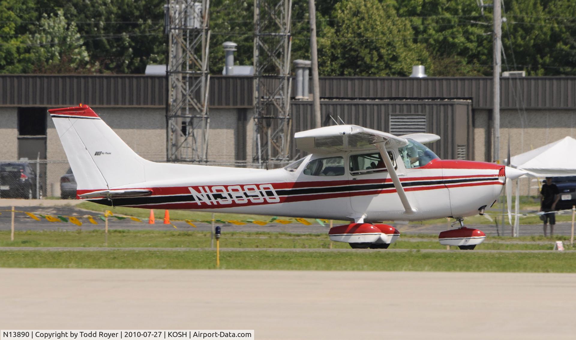 N13890, 1974 Cessna 172M C/N 17263031, EAA AIRVENTURE 2010