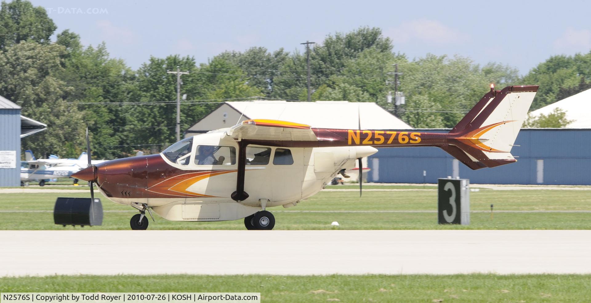 N2576S, 1968 Cessna T337C Turbo Super Skymaster C/N 337-0876, EAA AIRVENTURE 2010