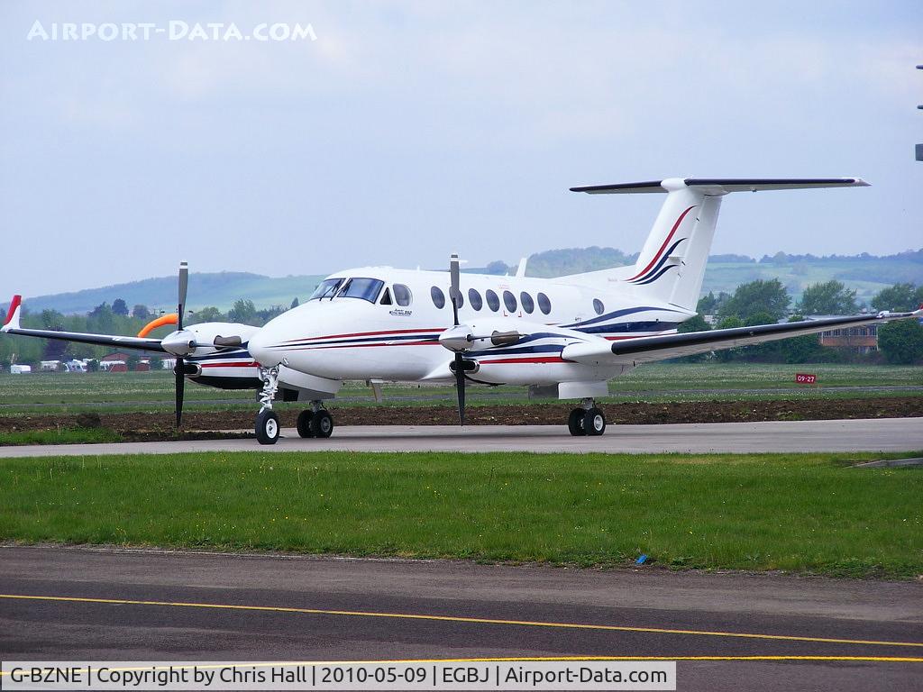 G-BZNE, 2000 Raytheon King Air 350 (B300) C/N FL-286, Skyhopper LLP