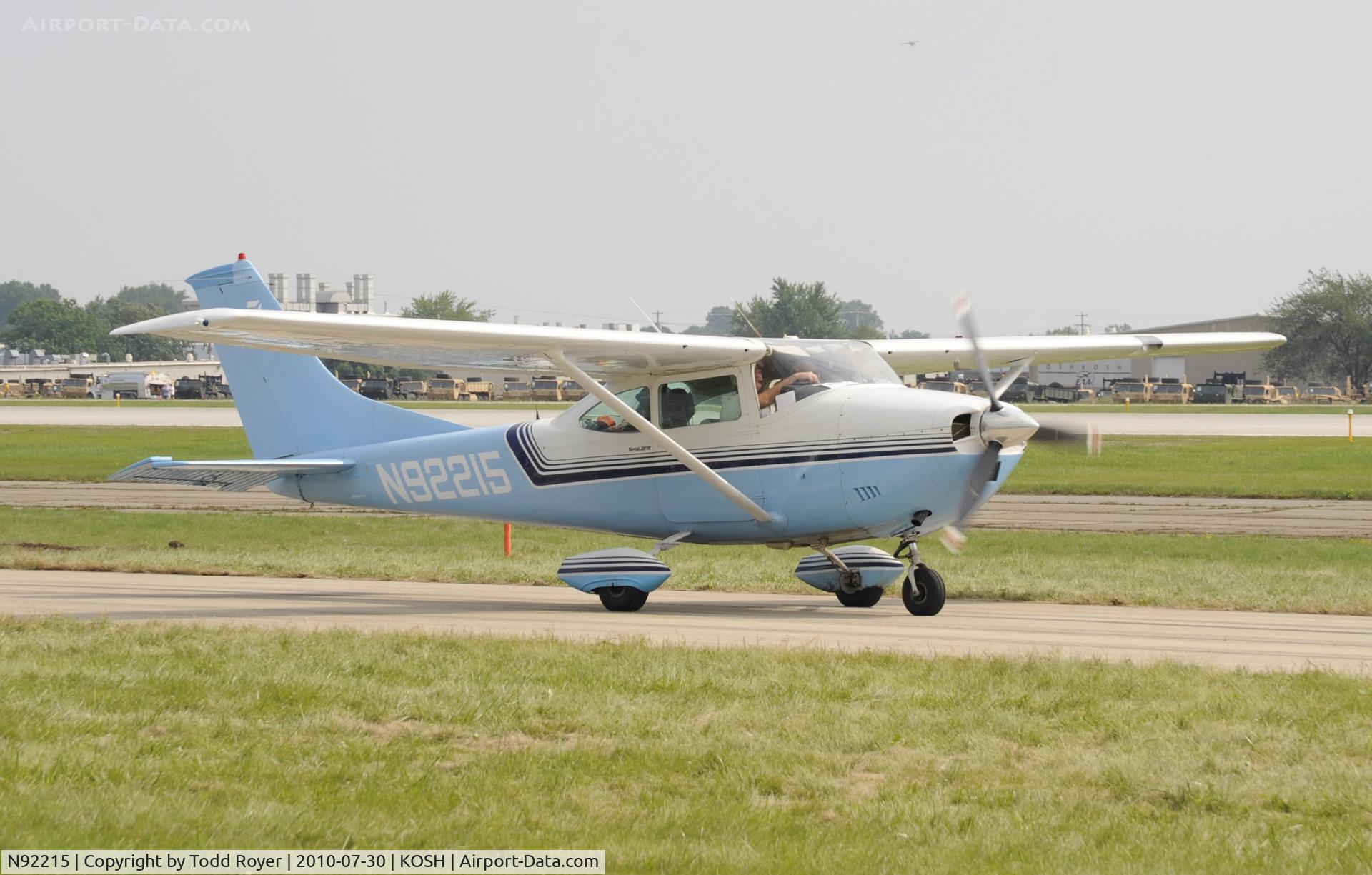 N92215, 1969 Cessna 182N Skylane C/N 18260095, EAA AIRVENTURE 2010