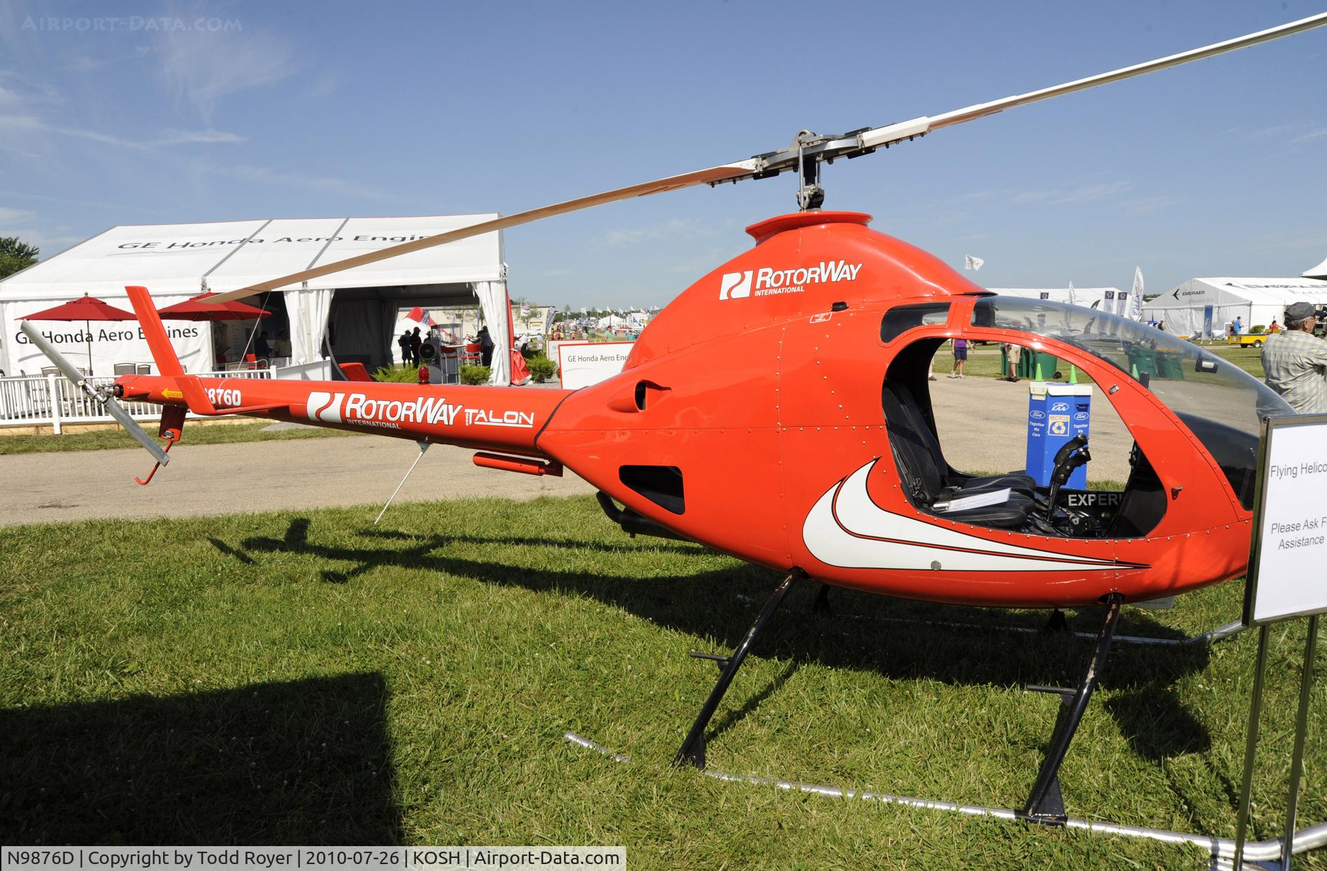 N9876D, 1992 Rotorway EXEC 90 C/N RI-5160, EAA AIRVENTURE 2010