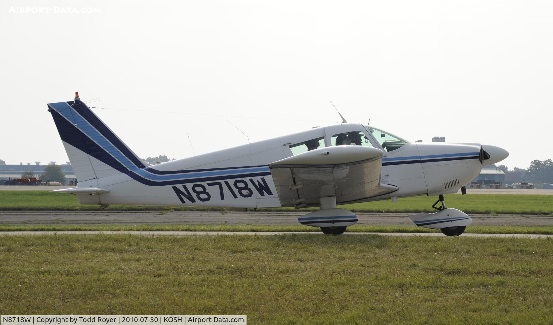N8718W, 1964 Piper PA-28-235 Pathfinder C/N 28-10253, EAA AIRVENTURE 2010