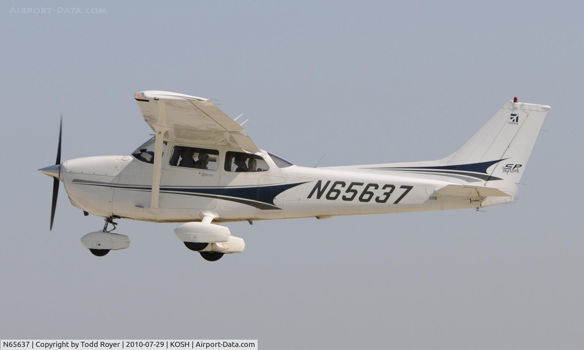 N65637, Cessna 172S C/N 172S9739, EAA AIRVENTURE 2010