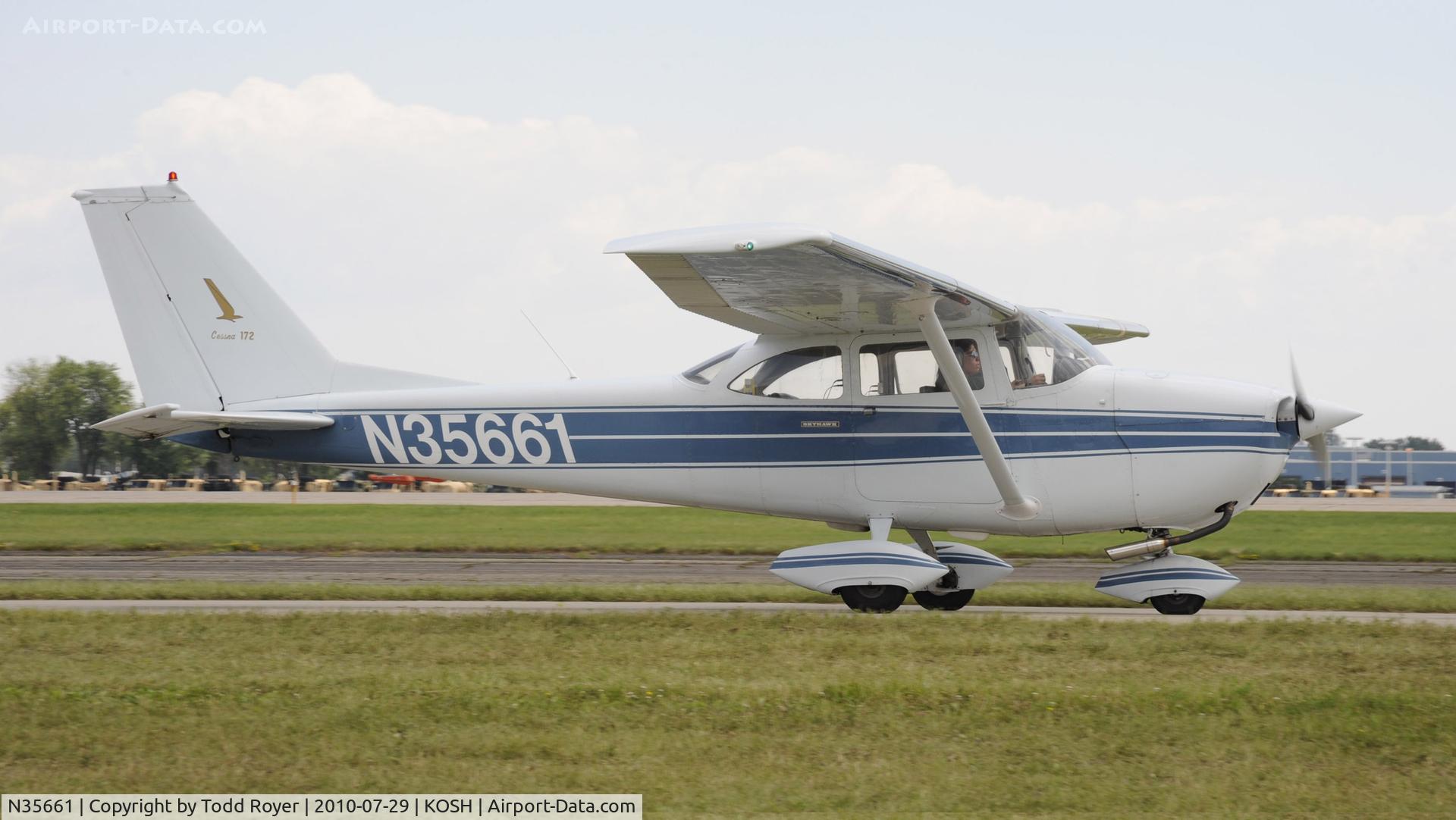 N35661, 1968 Cessna 172I C/N 17256889, EAA AIRVENTURE 2010