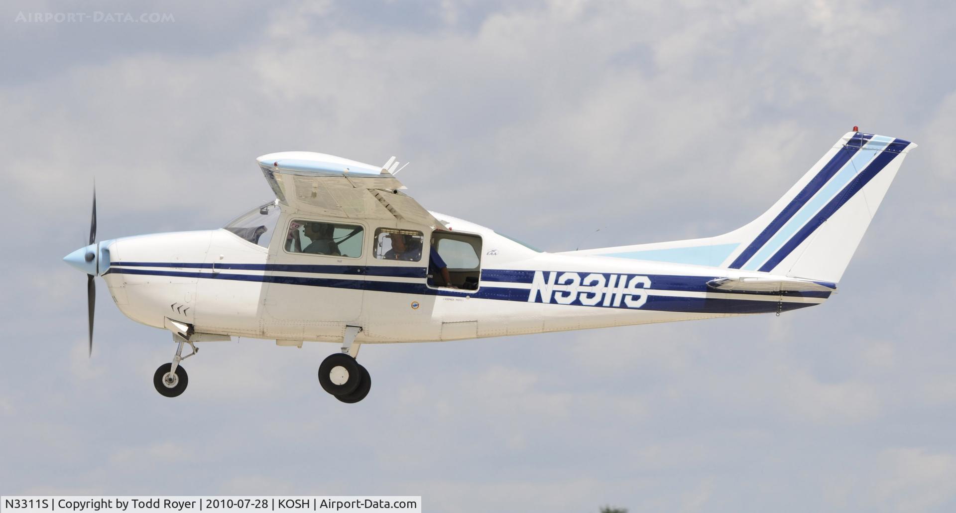 N3311S, 1969 Cessna 210J Centurion C/N 21059111, EAA AIRVENTURE 2010