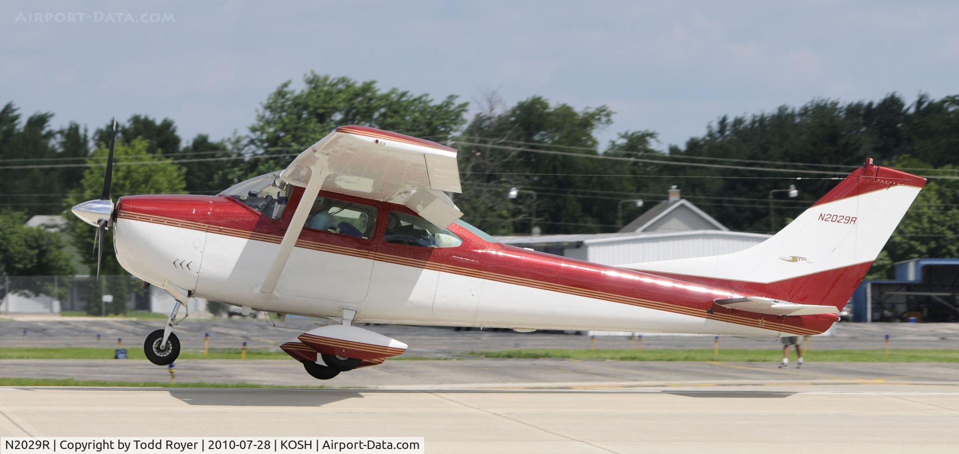 N2029R, 1964 Cessna 182G Skylane C/N 18255229, EAA AIRVENTURE 2010
