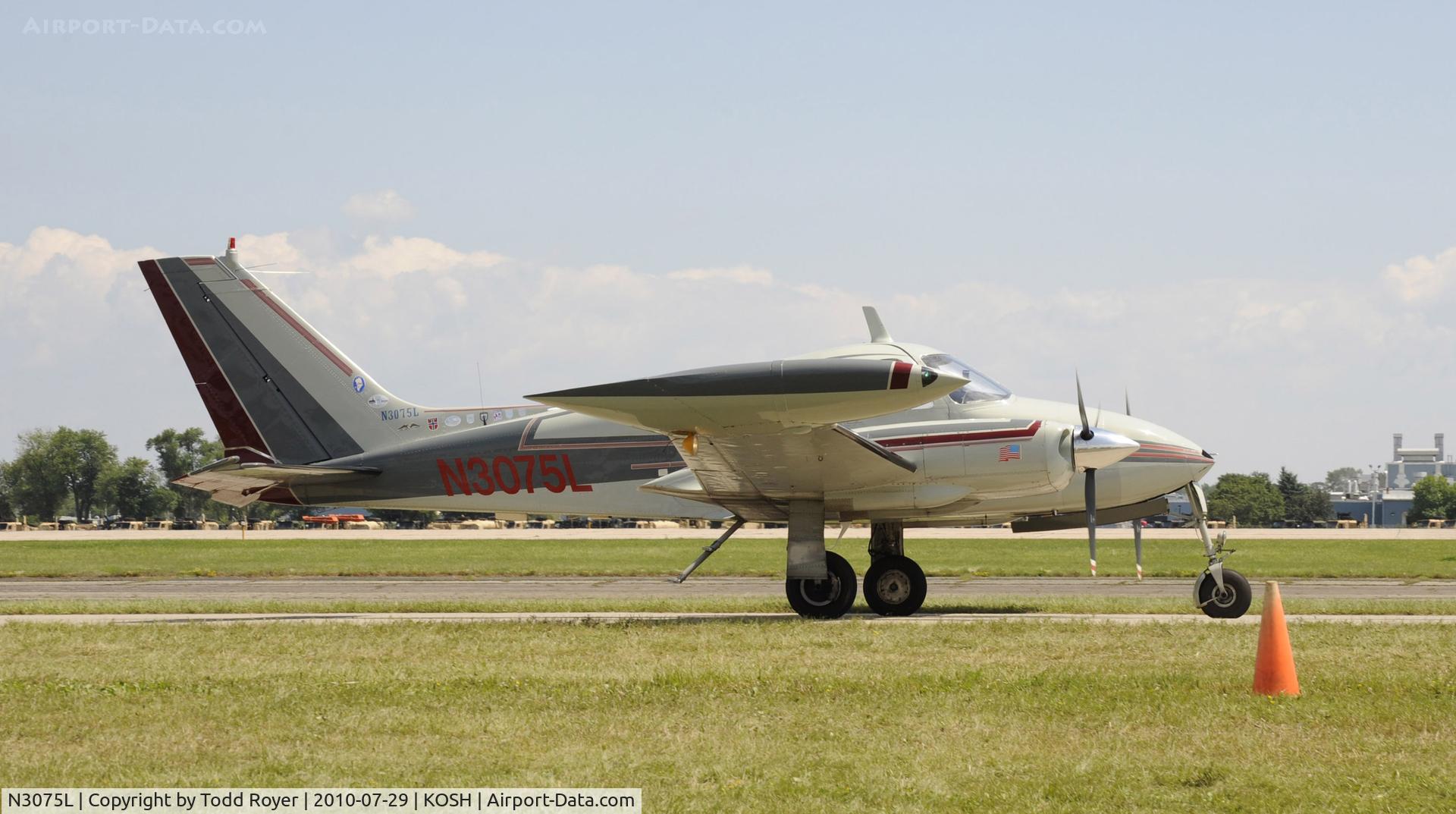 N3075L, 1965 Cessna 310J C/N 310J0075, EAA AIRVENTURE 2010
