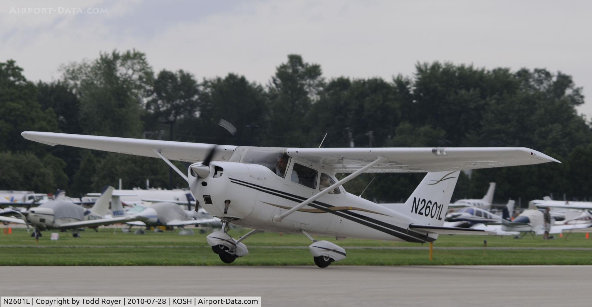 N2601L, 1967 Cessna 172H C/N 17255801, EAA AIRVENTURE 2010