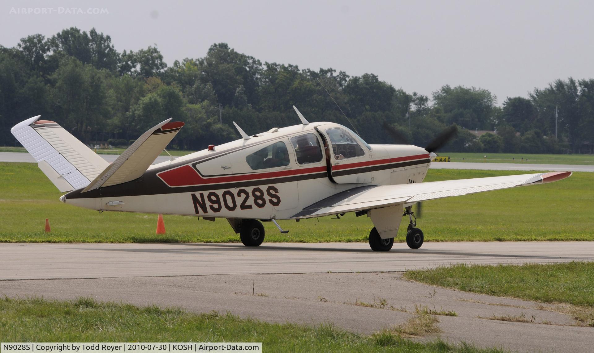 N9028S, 1965 Beech S35 Bonanza C/N D-7952, EAA AIRVENTURE 2010