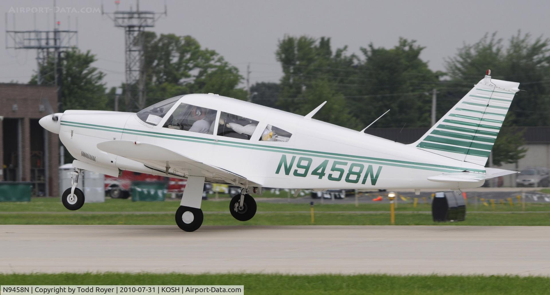 N9458N, 1969 Piper PA-28R-200 Arrow C/N 28R-35174, EAA AIRVENTURE 2010