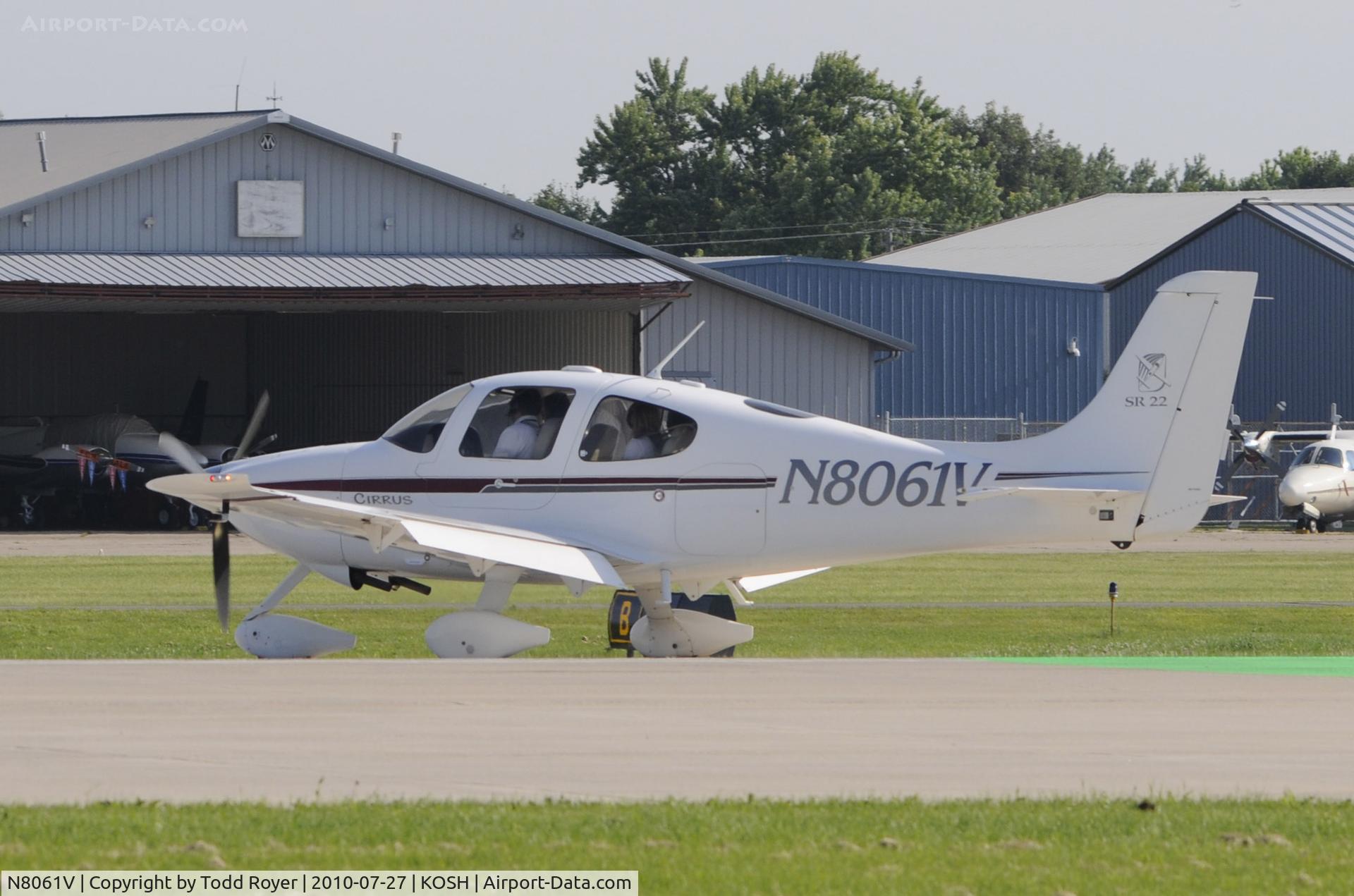 N8061V, 2003 Cirrus SR22 C/N 0649, EAA AIRVENTURE 2010