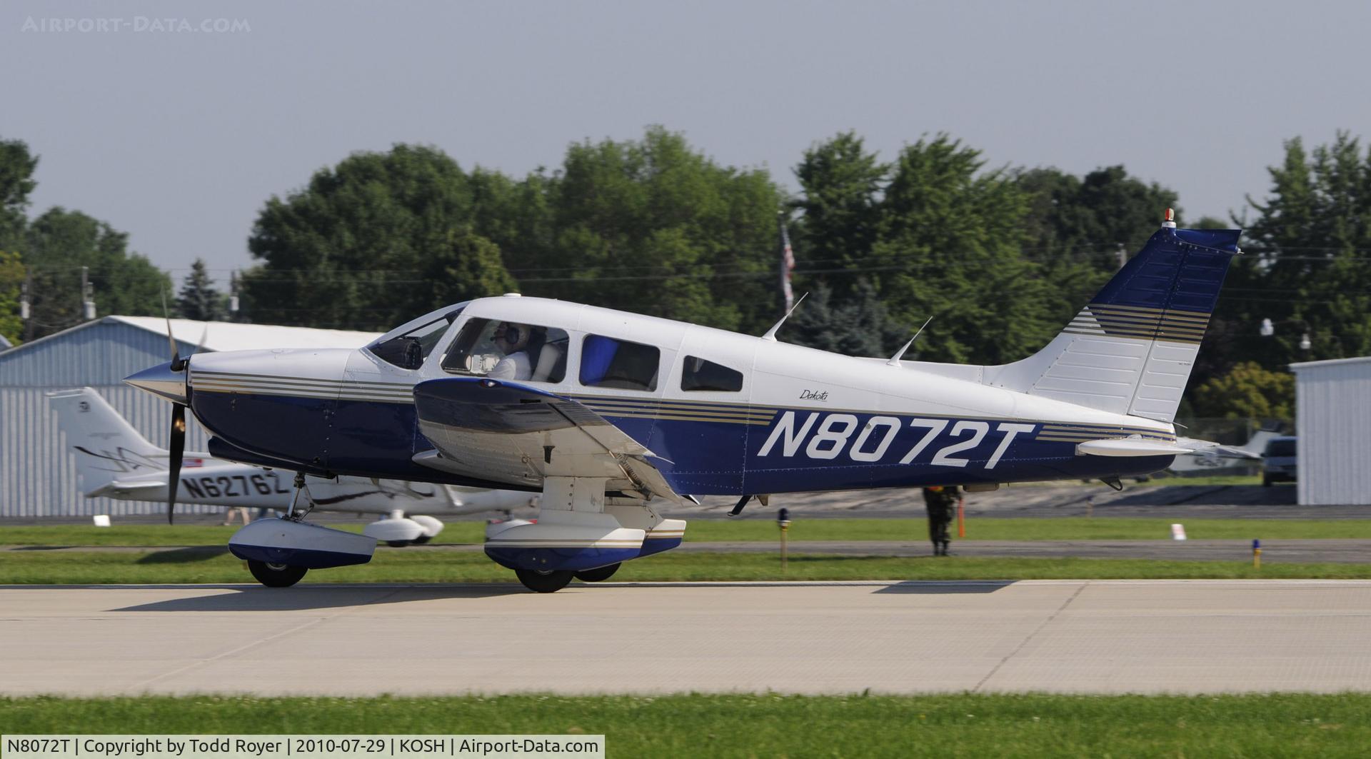 N8072T, 1979 Piper PA-28-236 Dakota C/N 28-7911307, EAA AIRVENTURE 2010