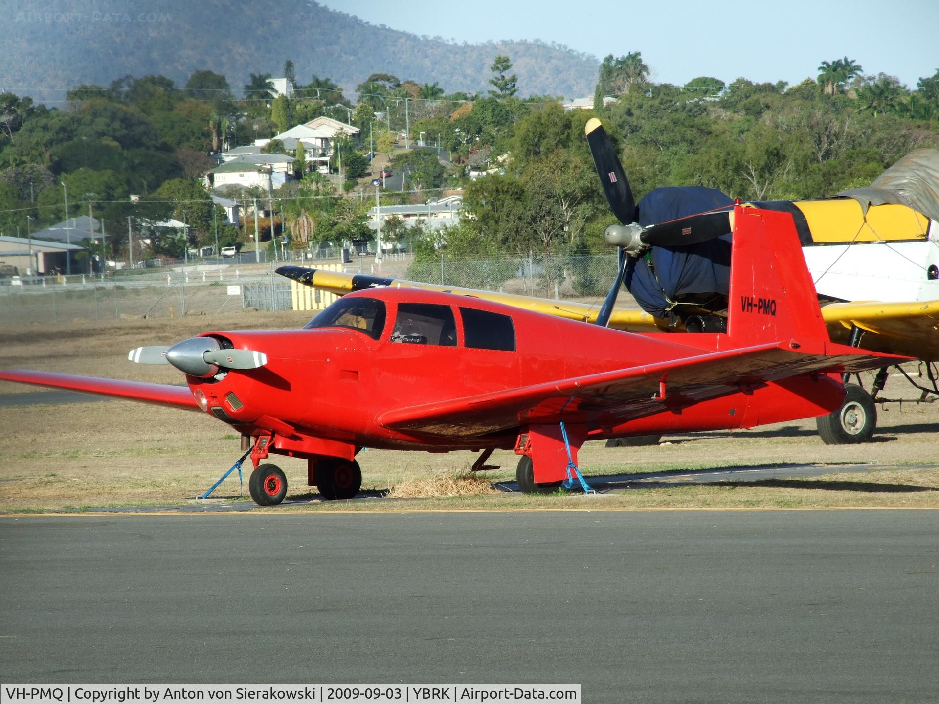 VH-PMQ, 1965 Mooney M20E C/N 884, VH-PMQ @ YBRK Mooney M20E c/n: 884 1st reg au: 31 Dec 1965