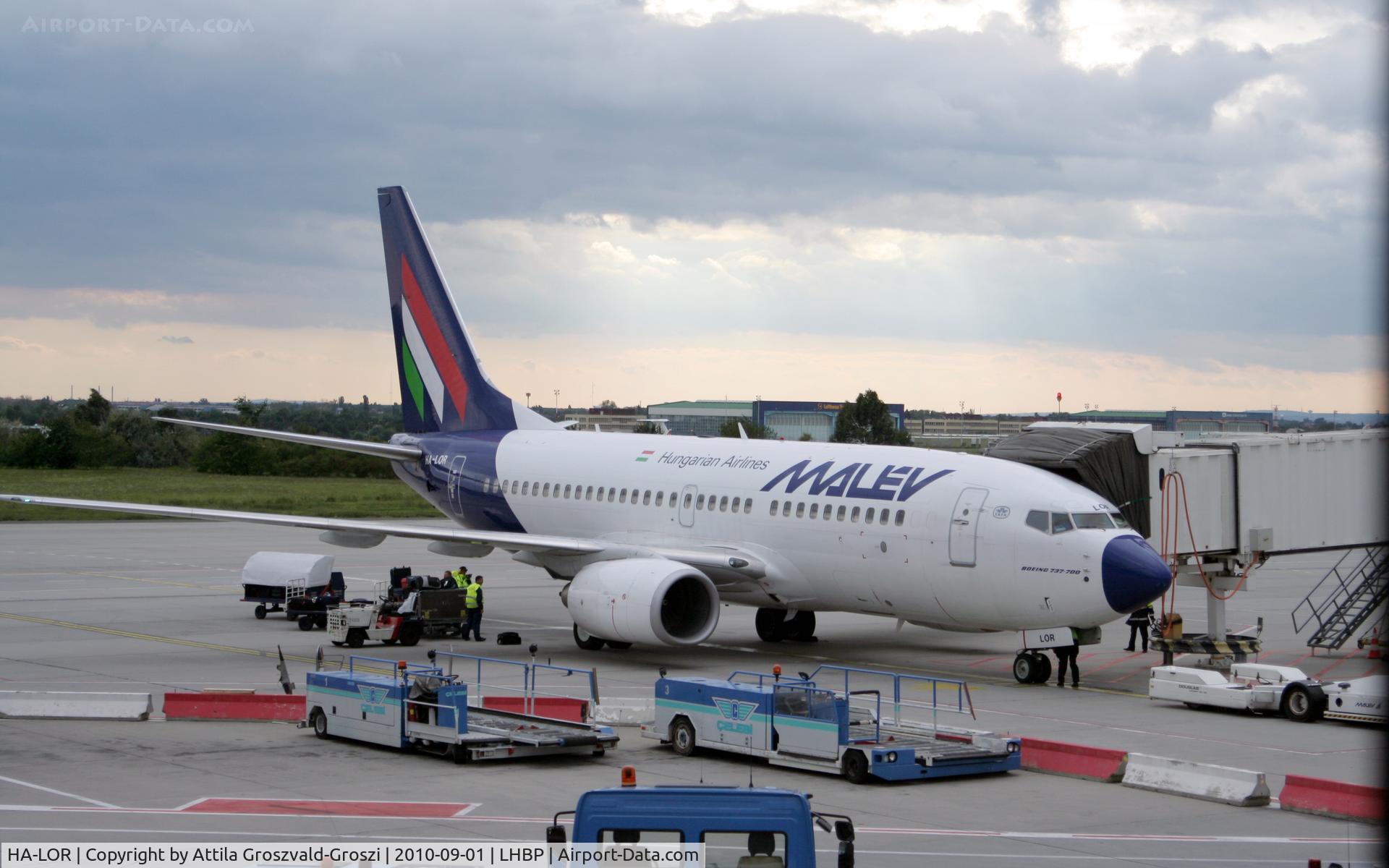 HA-LOR, 2004 Boeing 737-7Q8 C/N 29355, Budapest Ferihegy 2-terminal