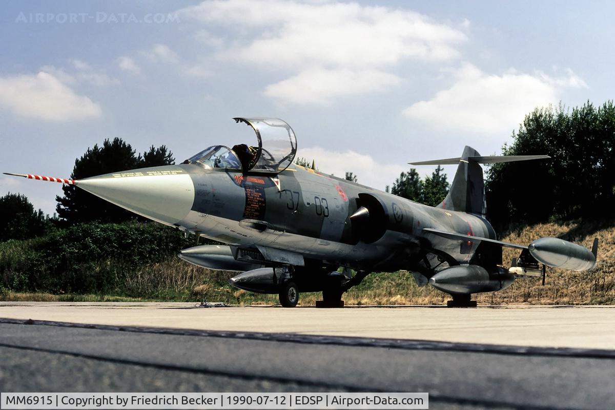 MM6915, Aeritalia F-104S-ASA Starfighter C/N 1215, parked at the flightline