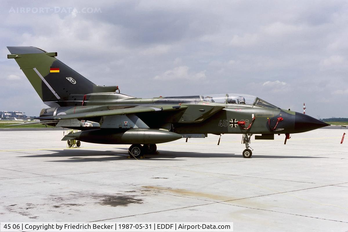 45 06, Panavia Tornado IDS C/N 518/GS159/4206, Rhein-Main AB Open House 1987