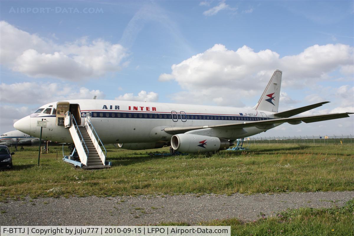 F-BTTJ, 1975 Dassault Mercure 100 C/N 10, on display at Athismon muséum whis old Air Inter shema on left side