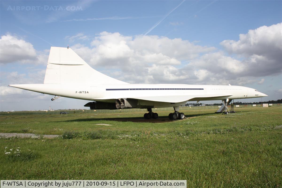 F-WTSA, 1973 Aerospatiale-BAC Concorde 101 C/N 02, on display at Athismon museum