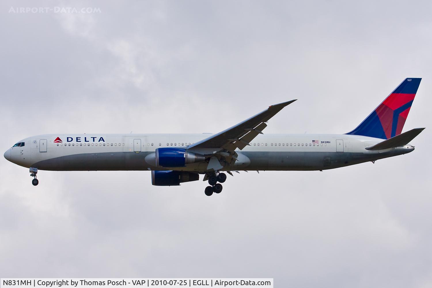 N831MH, 2000 Boeing 767-432/ER C/N 29702, Delta Airlines