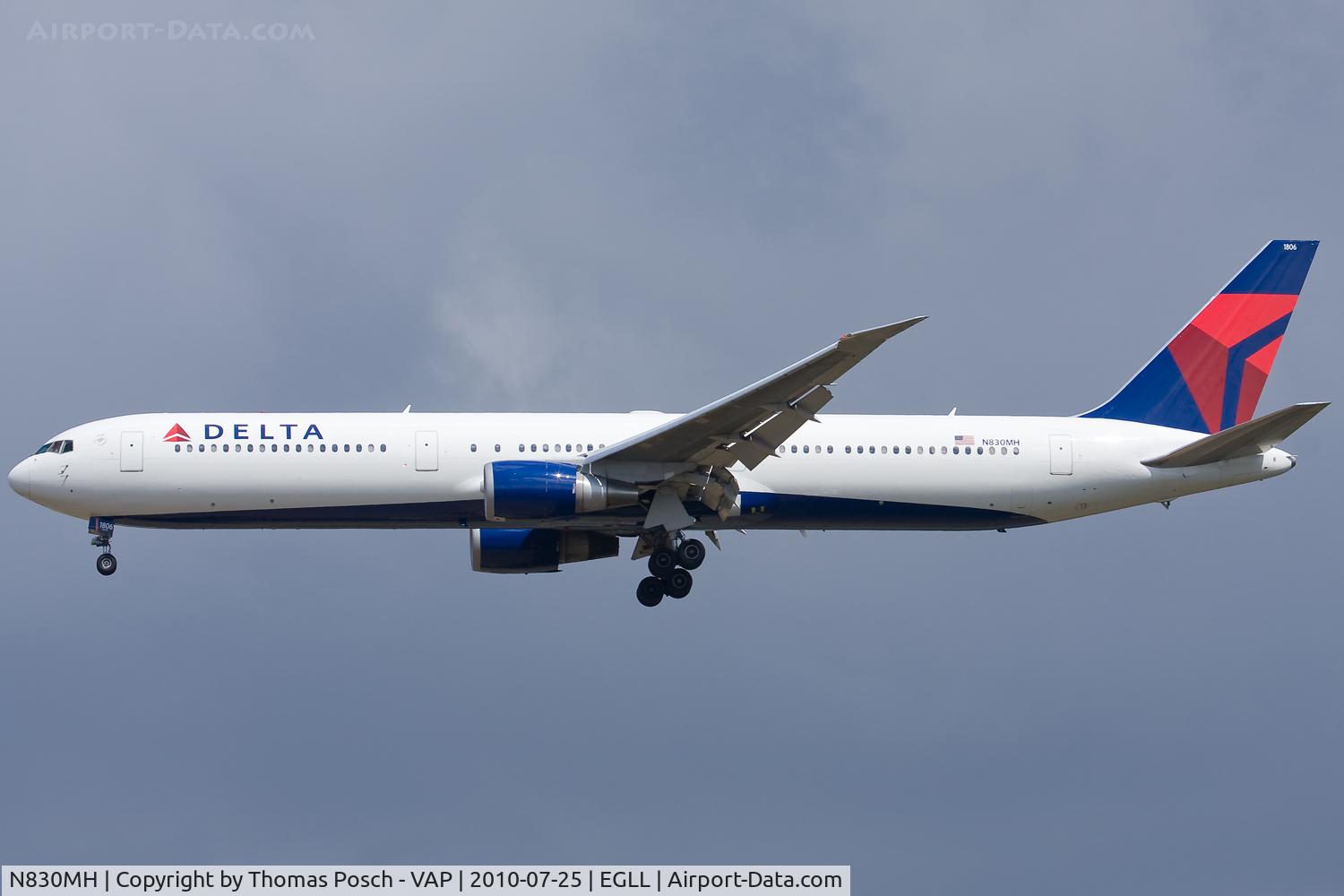 N830MH, 2000 Boeing 767-432/ER C/N 29701, Delta Airlines