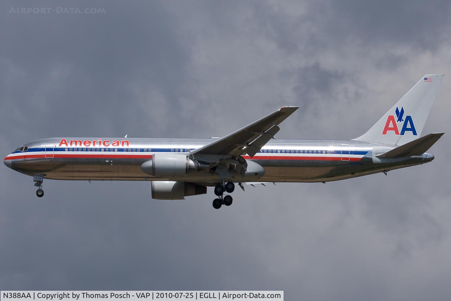 N388AA, 1994 Boeing 767-323 C/N 27448, American Airlines