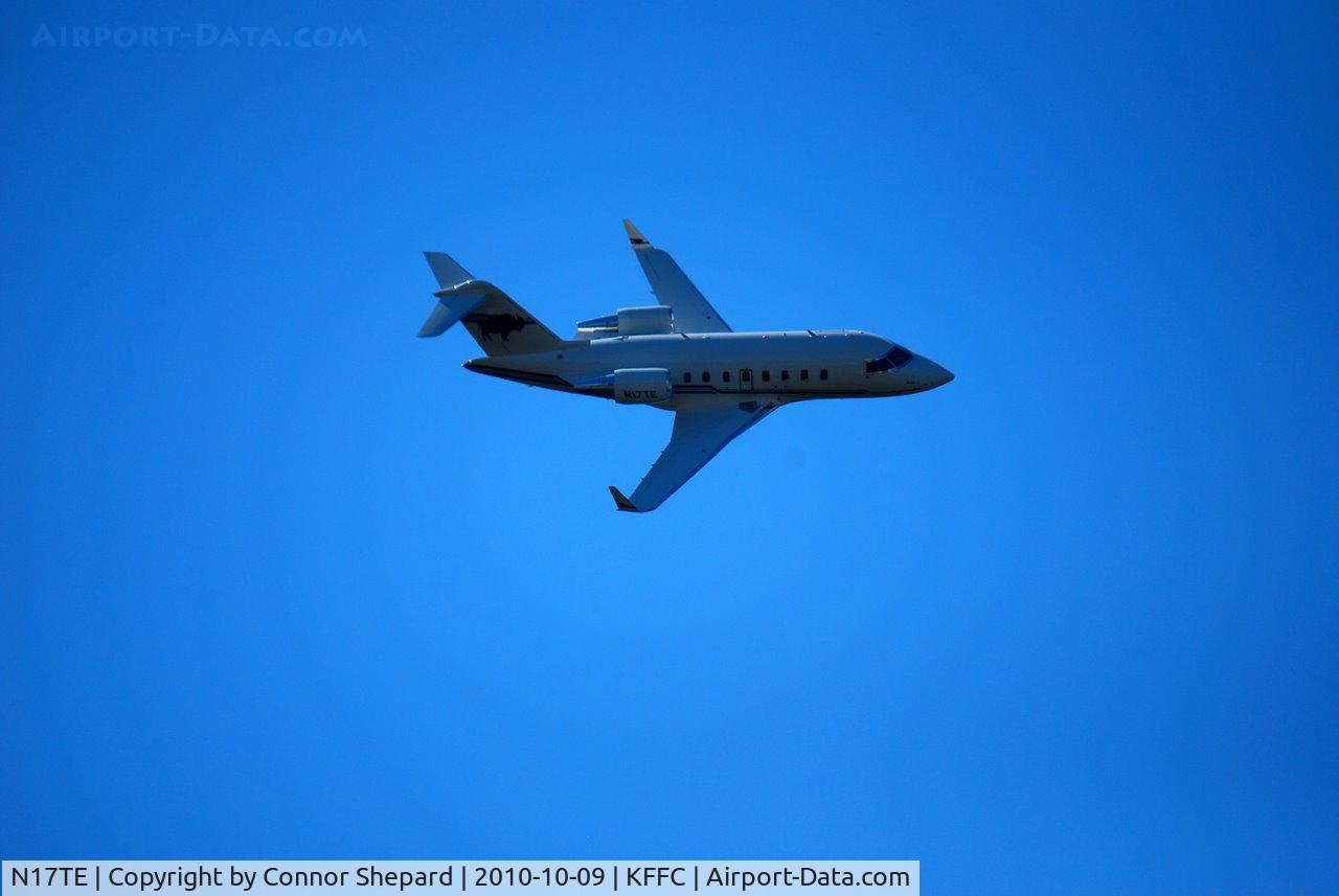 N17TE, 2007 Bombardier Challenger 605 (CL-600-2B16) C/N 5724, Banana turn flyby